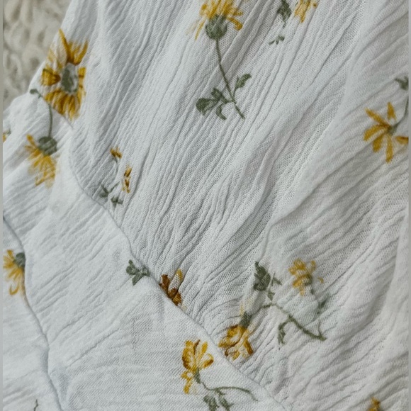 Pacsun | Lottie Moss | White Floral Sundress - Picture 2 of 5